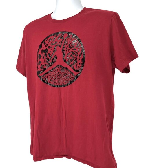 Jordan Big Boy Red Short Sleeve Logo Front T-shirt Size XL - Picture 2 of 9